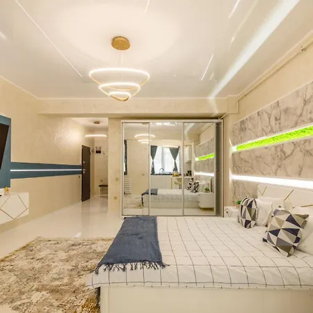 Luxury George * Navodari