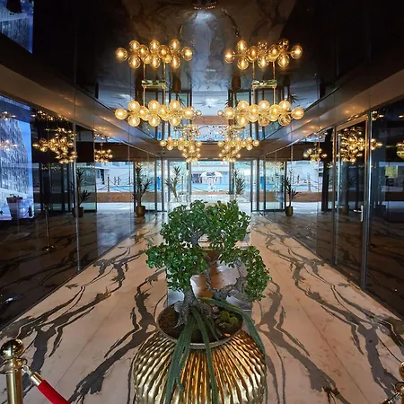Luxury George *
