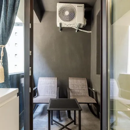 Apartament Madagascar Hotel Bs By Ella Navodari