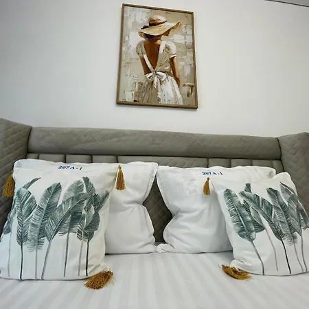 Madagascar Bs By Ella Mamaia Nord Aparthotel 3*