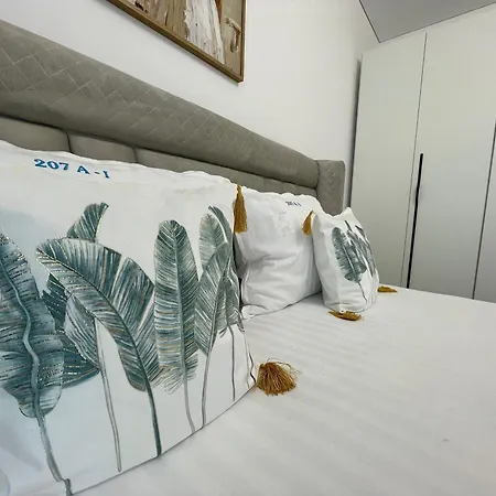 Apartmanhotel Madagascar Bs By Ella Mamaia Nord